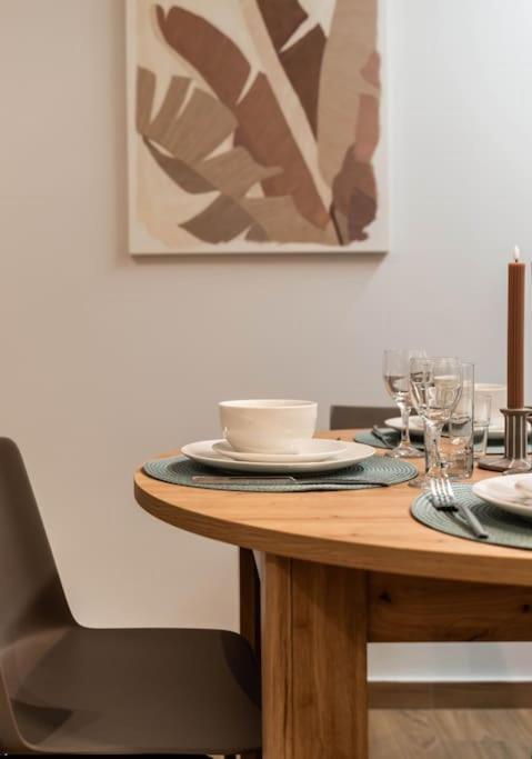 Delightful Sense 2Bd Apt In Kolonaki 7 Min To Metro Афины Экстерьер фото